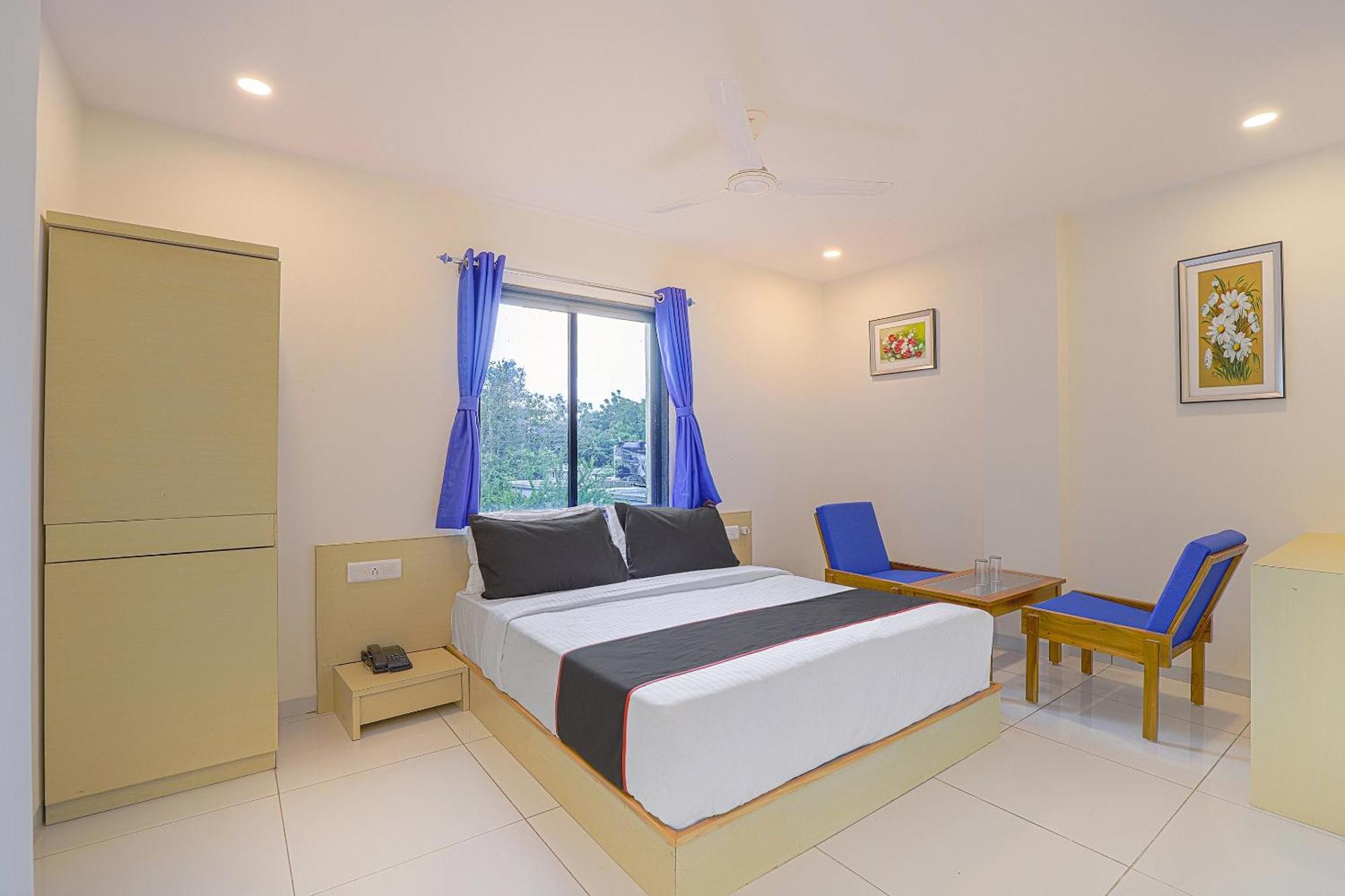 Hotel O La Veera Ahmedabad Eksteriør billede